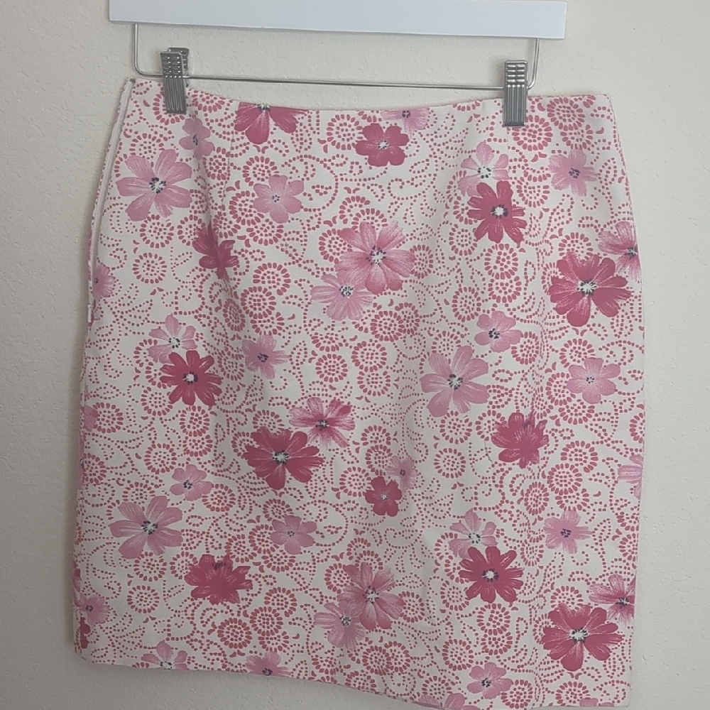 Ann Taylor Pink Floral Pencil Skirt Mini Lined Side Zip Workwear Size 10
